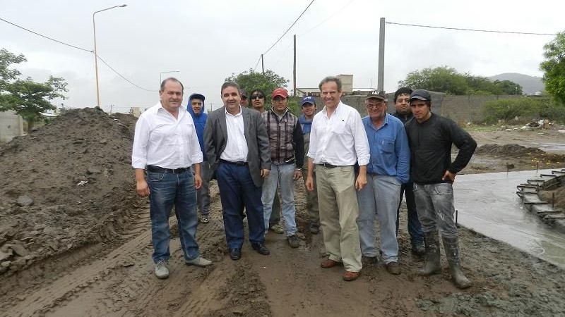 Jalil y Hoffmann recorrieron la obra de la avenida Argentina