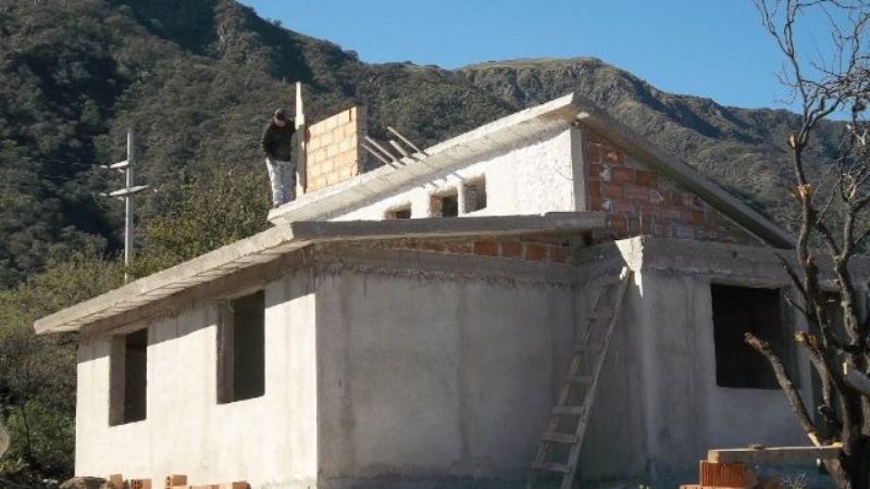 Barrio La Planchada de Pirquitas, a un 15% de finalización de obras