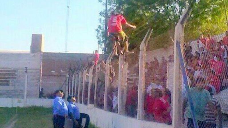 Defensores forzó el desempate con Sureños y ascendió La Tercena