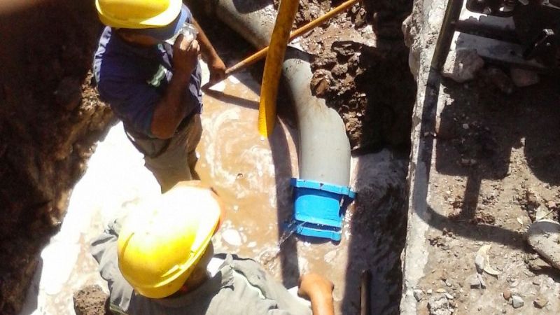 Aguas de Catamarca repara cañería
