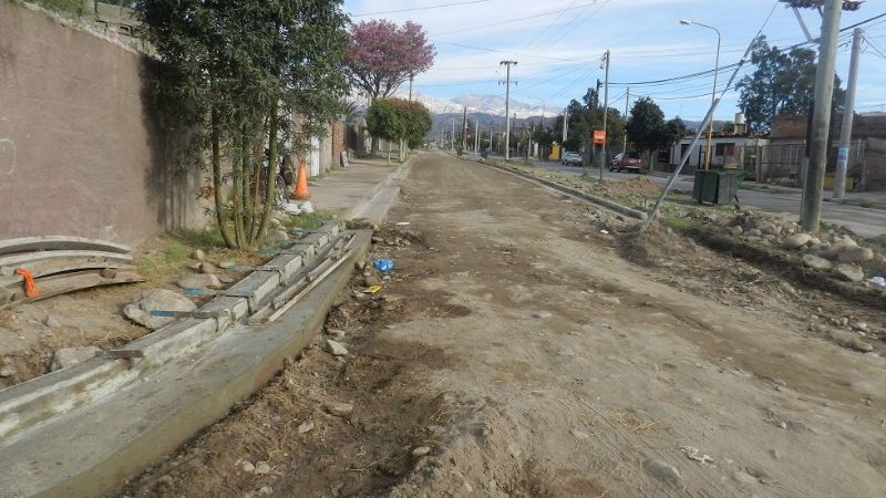 La obra de avenida Latzina tiene un 60% de avance