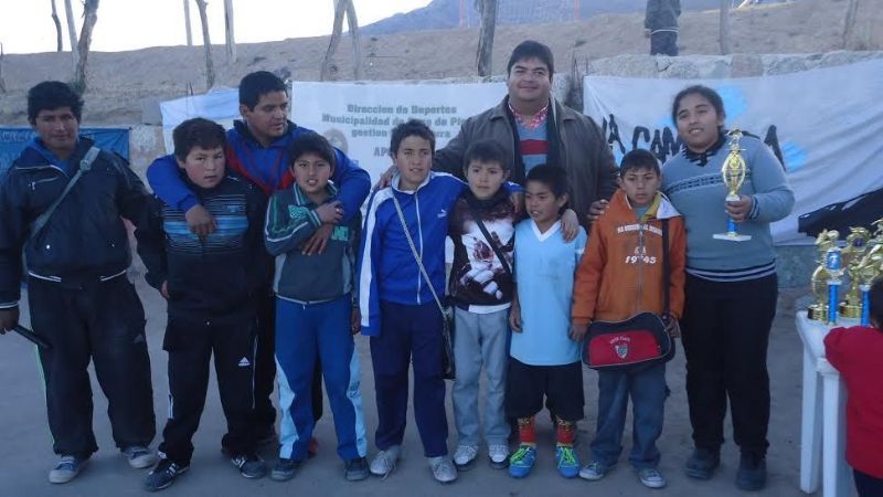 El Mundialito avanza  con varios clasificados