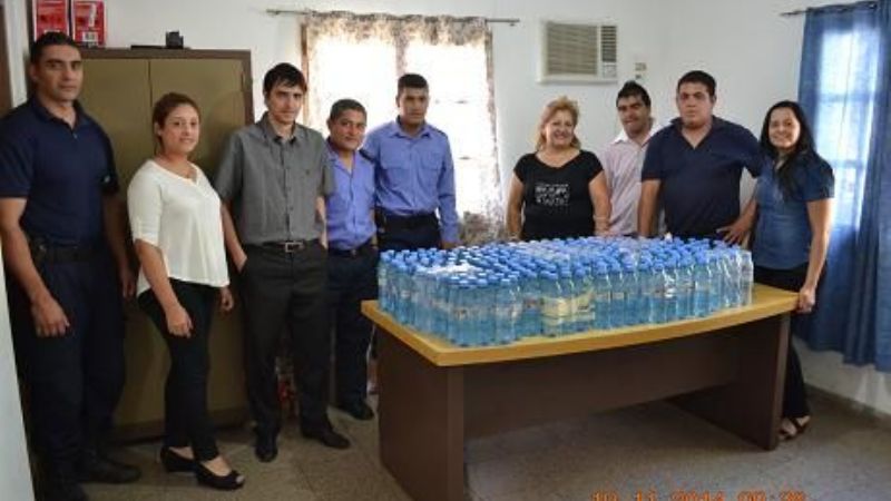 Entregaron agua mineral para peregrinos