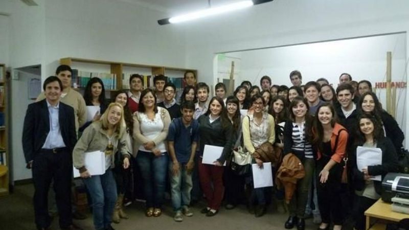 Alumnos de Abogacía en Competencias de Derechos Humanos