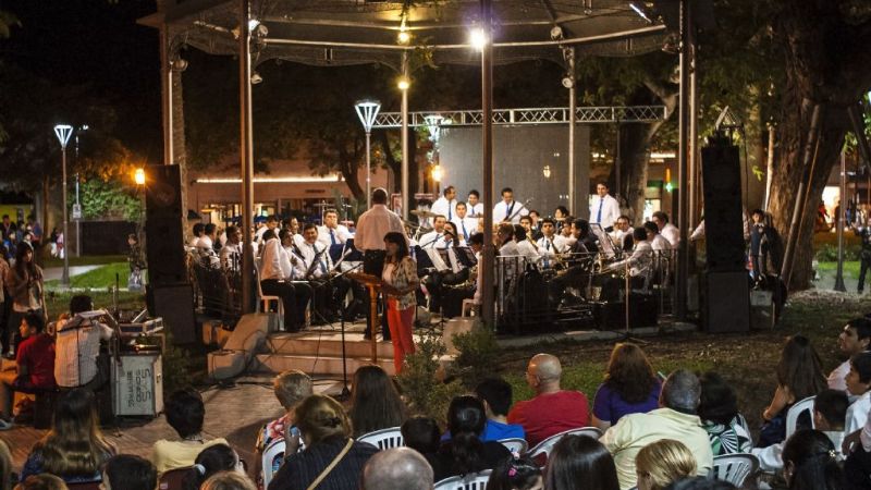 Ante más de 500 personas se presentó la Banda Municipal por el Día de la Música
