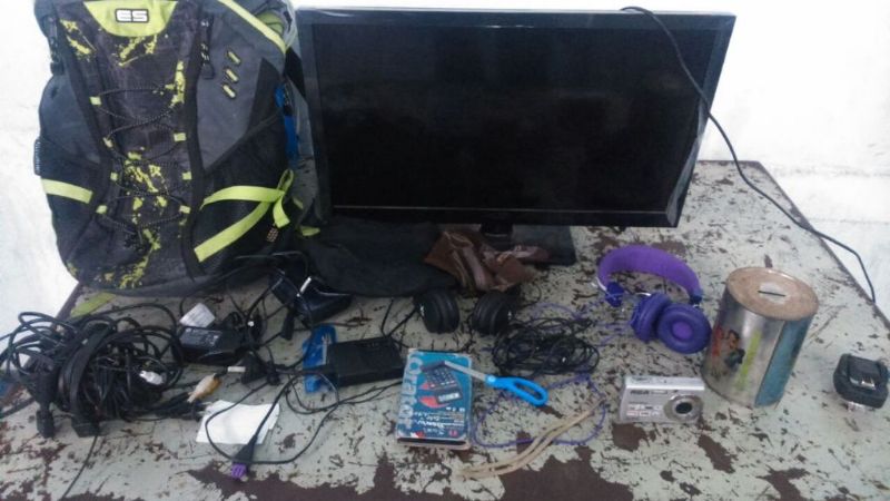 Aprehendidos tras robar en un casa