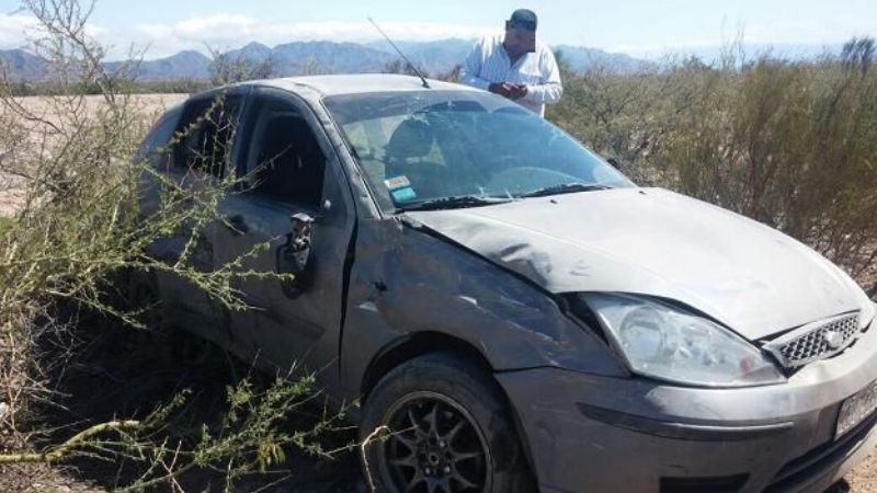 Espectacular vuelco en Pomán