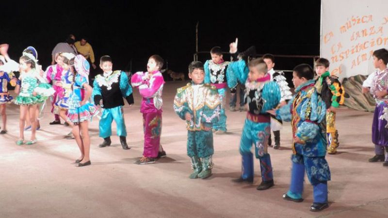 Muy buen nivel en la muestra de Folklore de la Escuela Municipal