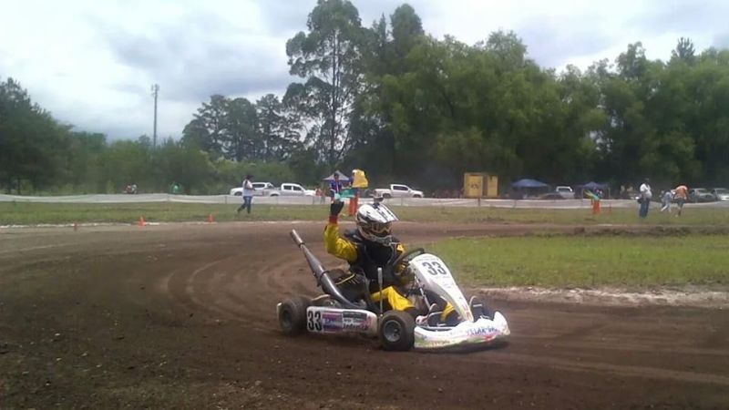 El santamariano “Nany” López se consagró campeón en el campeonato tucumano de karting