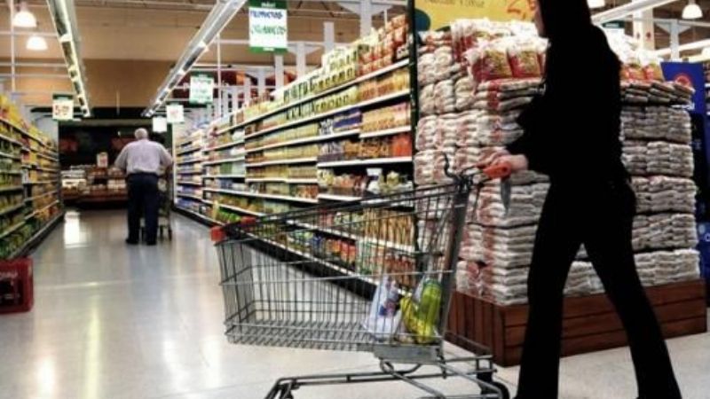 Por el dia del empleado de comercio, no abrirán los supermercados