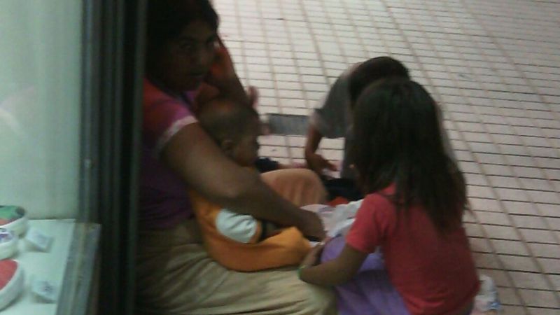 Una madre cuenta lo recaudado por su hijo