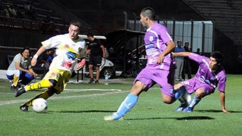 Policial con Sp. del Bono, en San Juan, por la Copa Argentina
