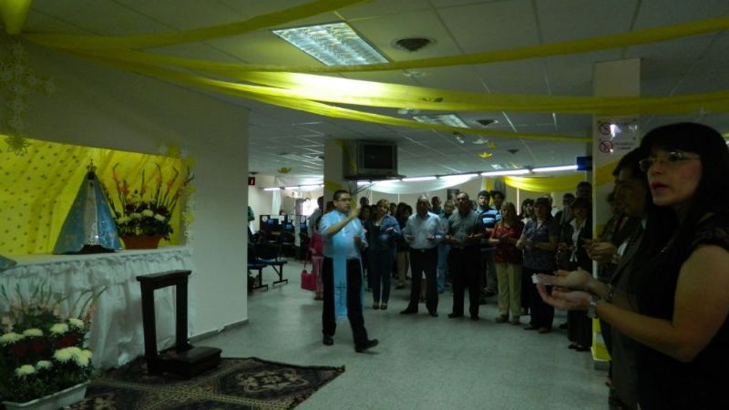 Con profunda emoción y gratitud, recibieron a la Virgen en Rentas