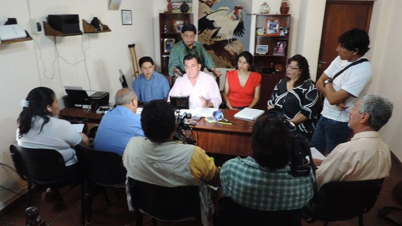 Imponente cartelera del Yokavil y sorteos de 0 Km. todas las noches