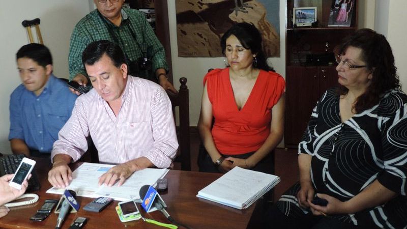 Imponente cartelera del Yokavil y sorteos de 0 Km. todas las noches