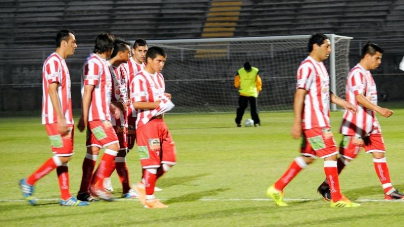 Villa Cubas perdió con Talleres y complicó su clasificación