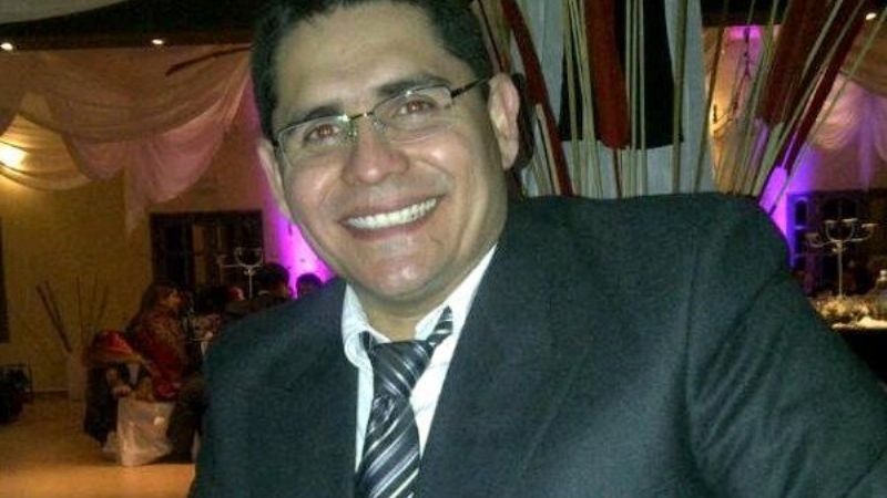 Premian a funcionario de Vialidad Nacional en congreso de Ciencias Económicas