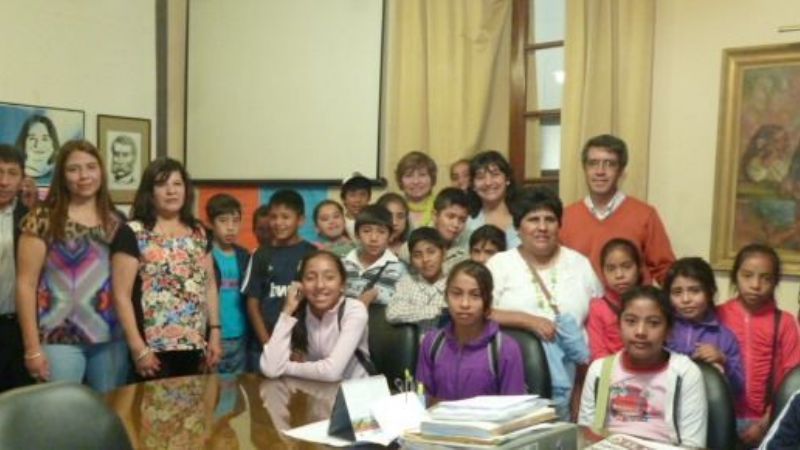 Alumnos de escuelas de Santa María visitaron el Ministerio de Educación