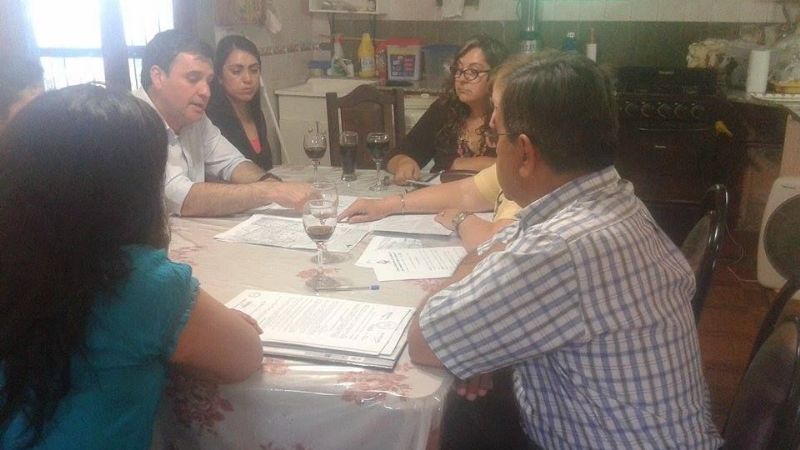 Reunión en barrio Parque Geoghegan para mejoras en zona