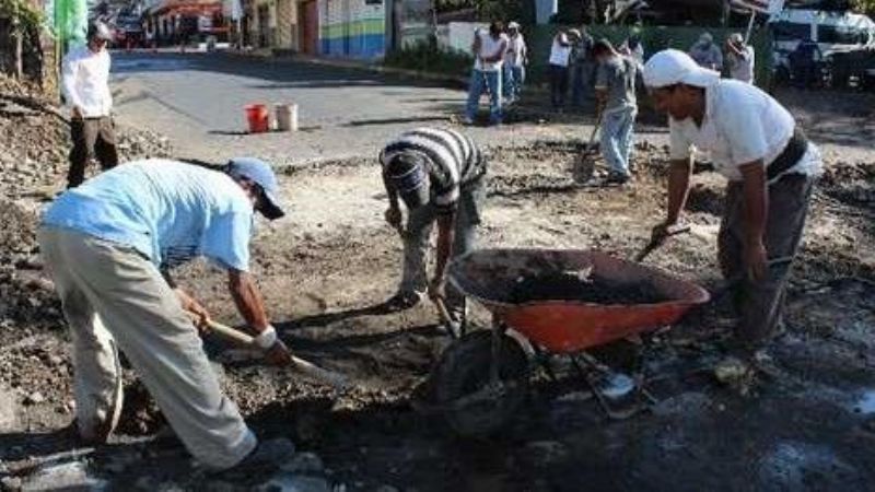 Urbanc saluda a los empleados municipales