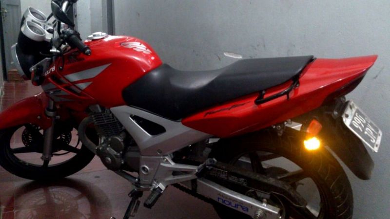 Encuentran una moto abandonada en la Capital