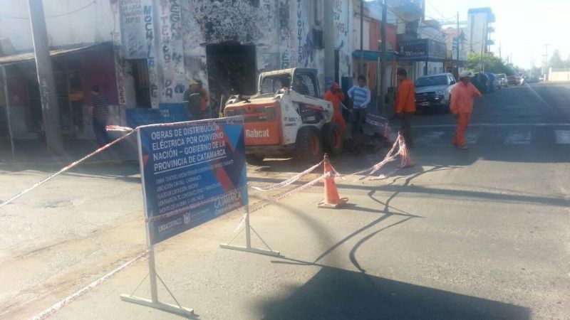 Comenzaron trabajos de tendido eléctrico subterráneo en la Capital