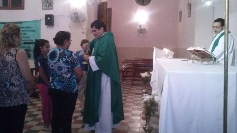 Despiden en Chumbicha al Padre Manzaraz, nombrado Vicario Parroquial de Andalgalá