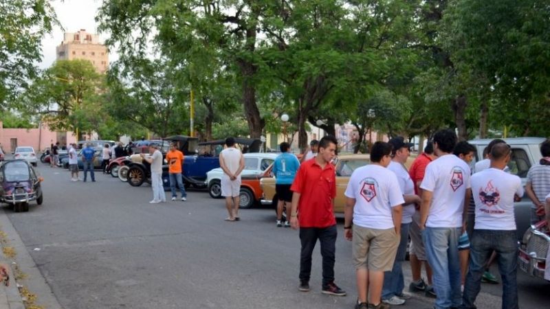 Los Clásico y Antiguos agradecieron por la “expo” en Villa Cubas