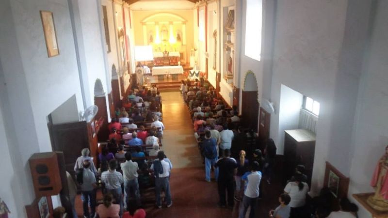 Se desarrollan las fiestas patronales en El Alto