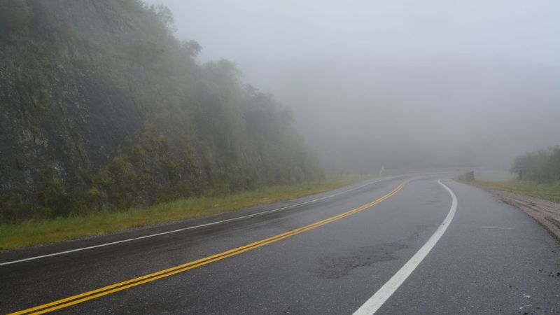 Transitar con precaución en El Totoral por llovizna y niebla