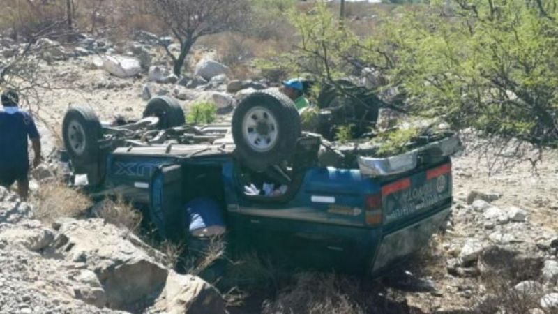 Santamariano volcó con su camioneta en Ampimpa