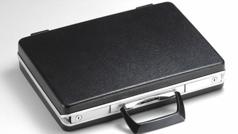 En un olvido, funcionario pierde 18 mil pesos