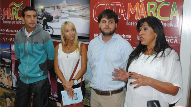 Se presentó “Pedaleando bajo la luna”