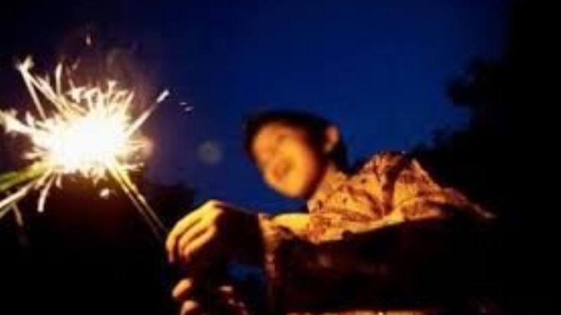 Recomendaciones a papás sobre el cuidado con la pirotecnia