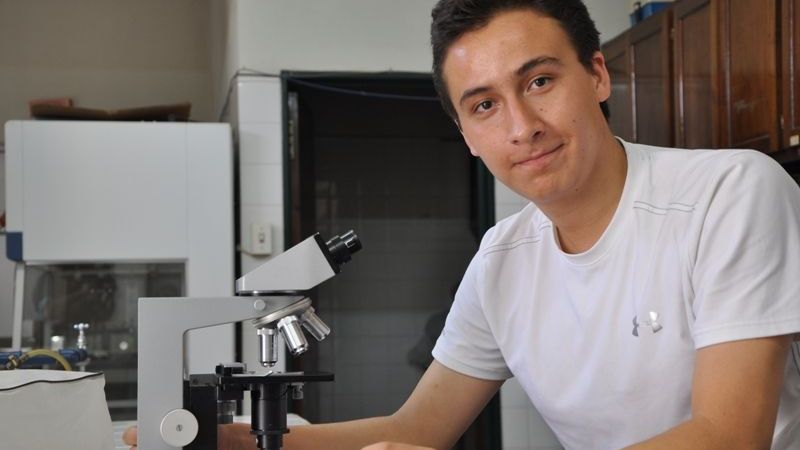 De Guatemala a la UNCA, en busca de su trabajo final