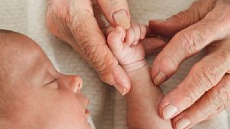 Esperanza de vida de argentinos subió más de 3 años desde 1990