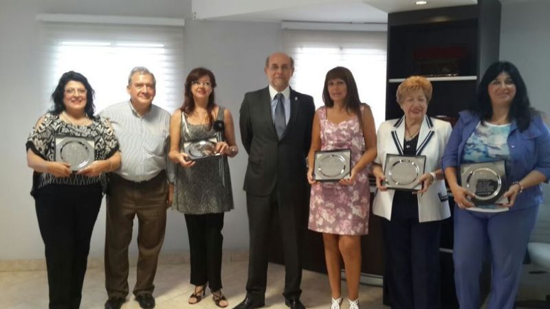 Homenaje a los primeros profesores y bedeles de la UNCA