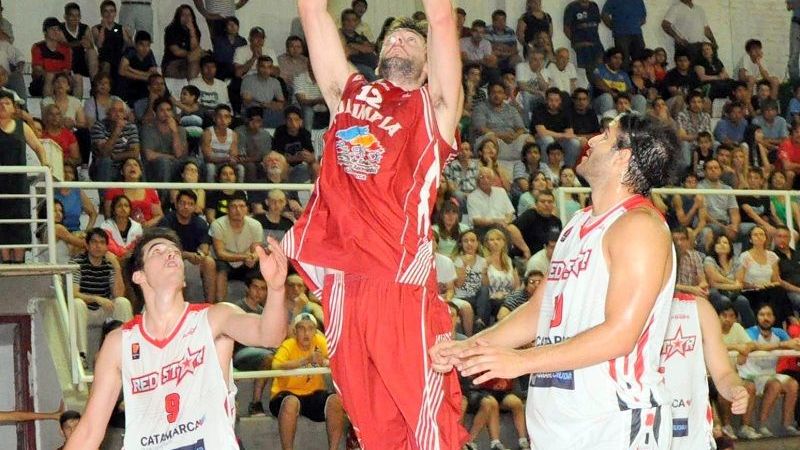 Olimpia le ganó a Red Star y emparejó la serie 1 a 1