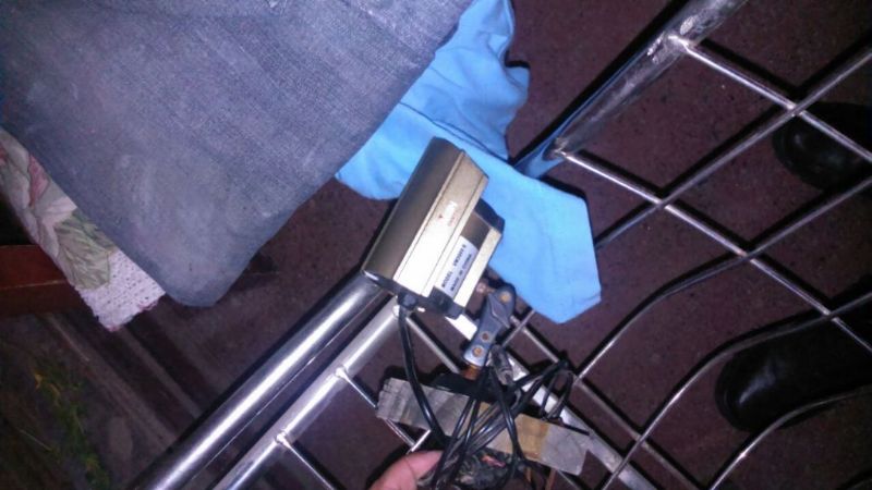 Robaron una cámara de seguridad y fueron detenidos