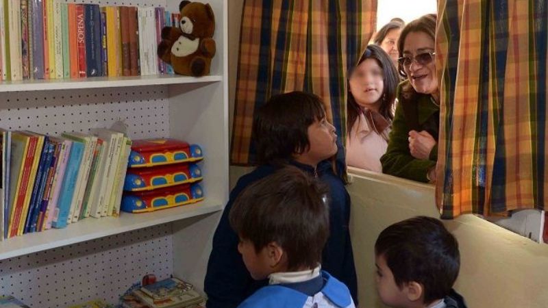 Comodidades y contención de los niños en Casa Cuna