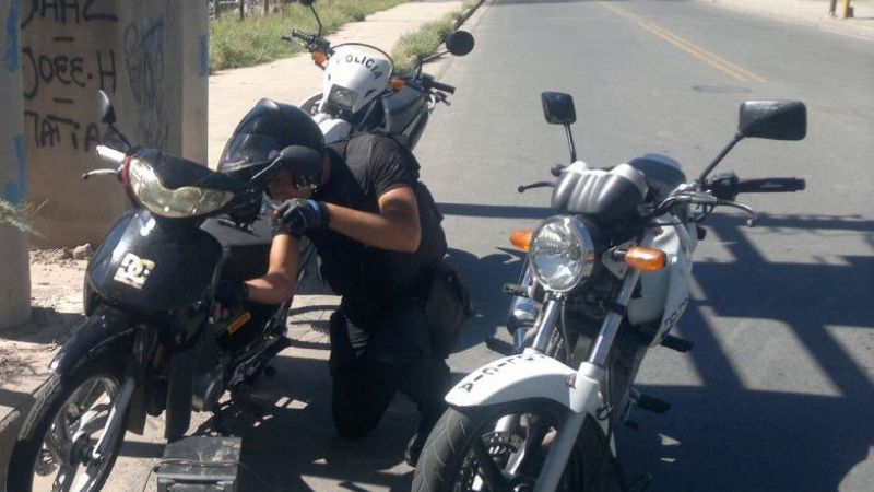 Circulaba en una moto con pedido de secuestro y fue aprehendido