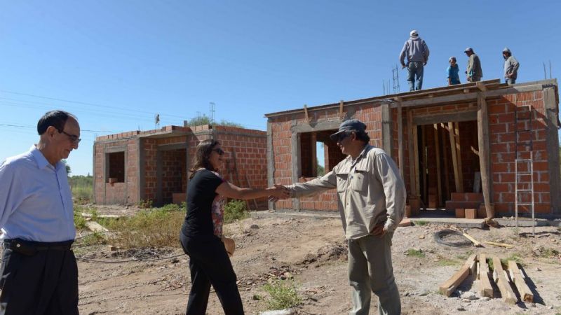 Lucía inauguró importantes obras en el cumpleaños de Belén