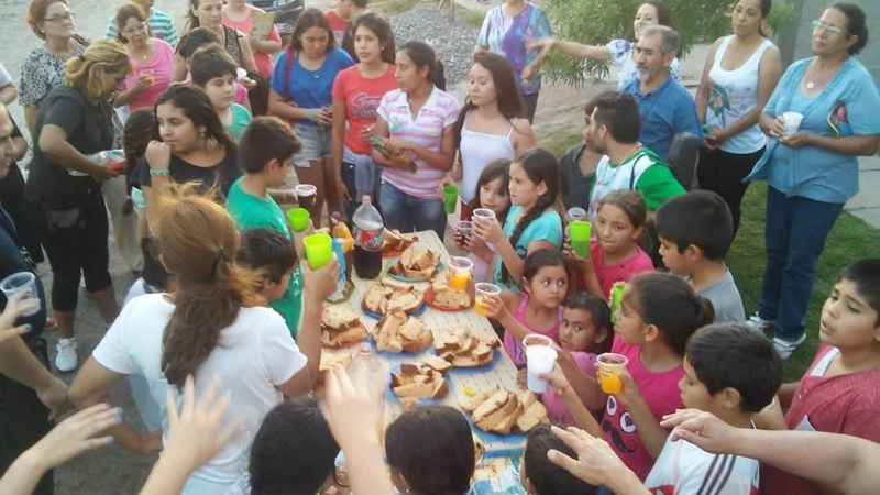 Gesto navideño en barrios de la zona sur