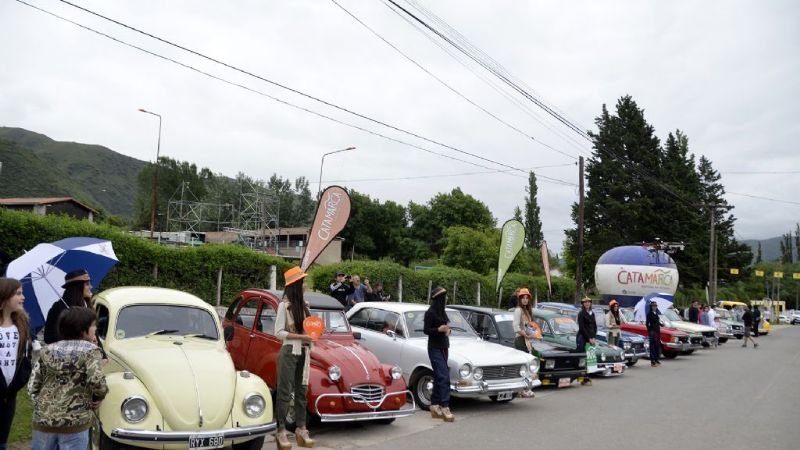El Rodeo vivió un domingo a puro Turismo