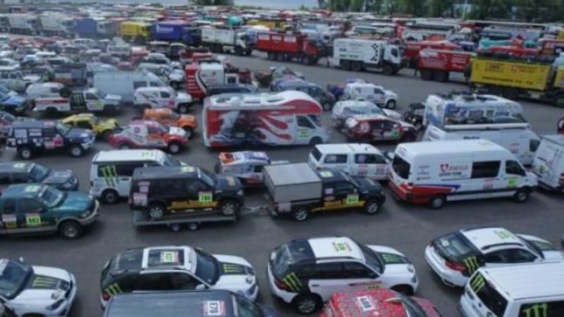 Llegaron los autos del Dakar
