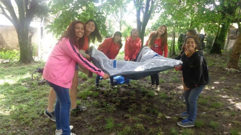 Más de 80 jóvenes participaron del primer campamento juvenil interparroquial en El Alto