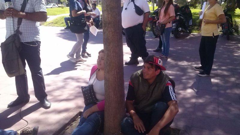 Becadas piden estabilidad laboral