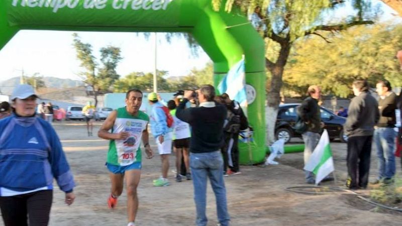 Los atletas Nicolás y Tomás Herrera agradecieron a auspiciantes