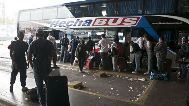 Amenazan con paro de micros de larga distancia