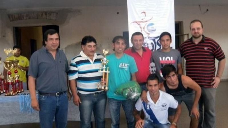 Deportes premió a los campeones del torneo de FutSal Interligas